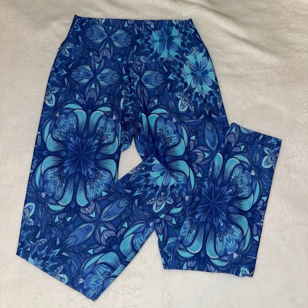 Liquido Women’s Medium Cropped Ankle Leggings Dark Light Blue Floral Pattern EUC